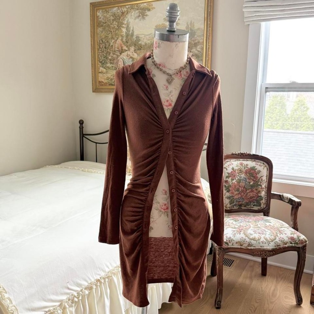 y2k chocolate brown ruched button front long sleeve mini‎ dress